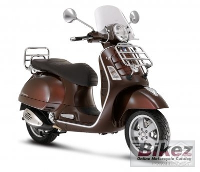 VESPA  GTV300 ǰ    ̤Ƥ