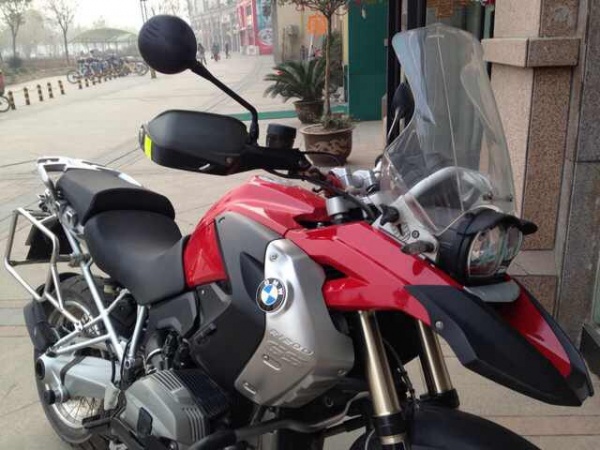 10R1200GS óB